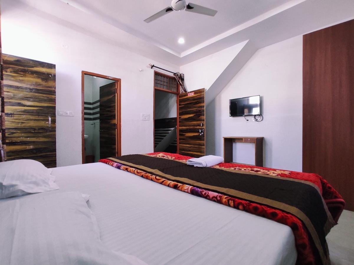 Hotel Yolo- Chandīgarh Extérieur photo