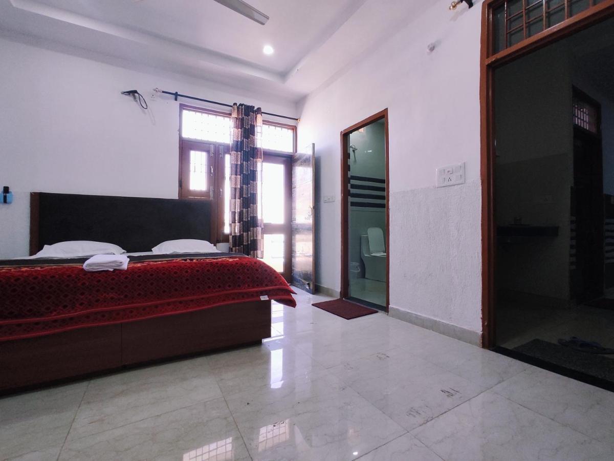 Hotel Yolo- Chandīgarh Extérieur photo