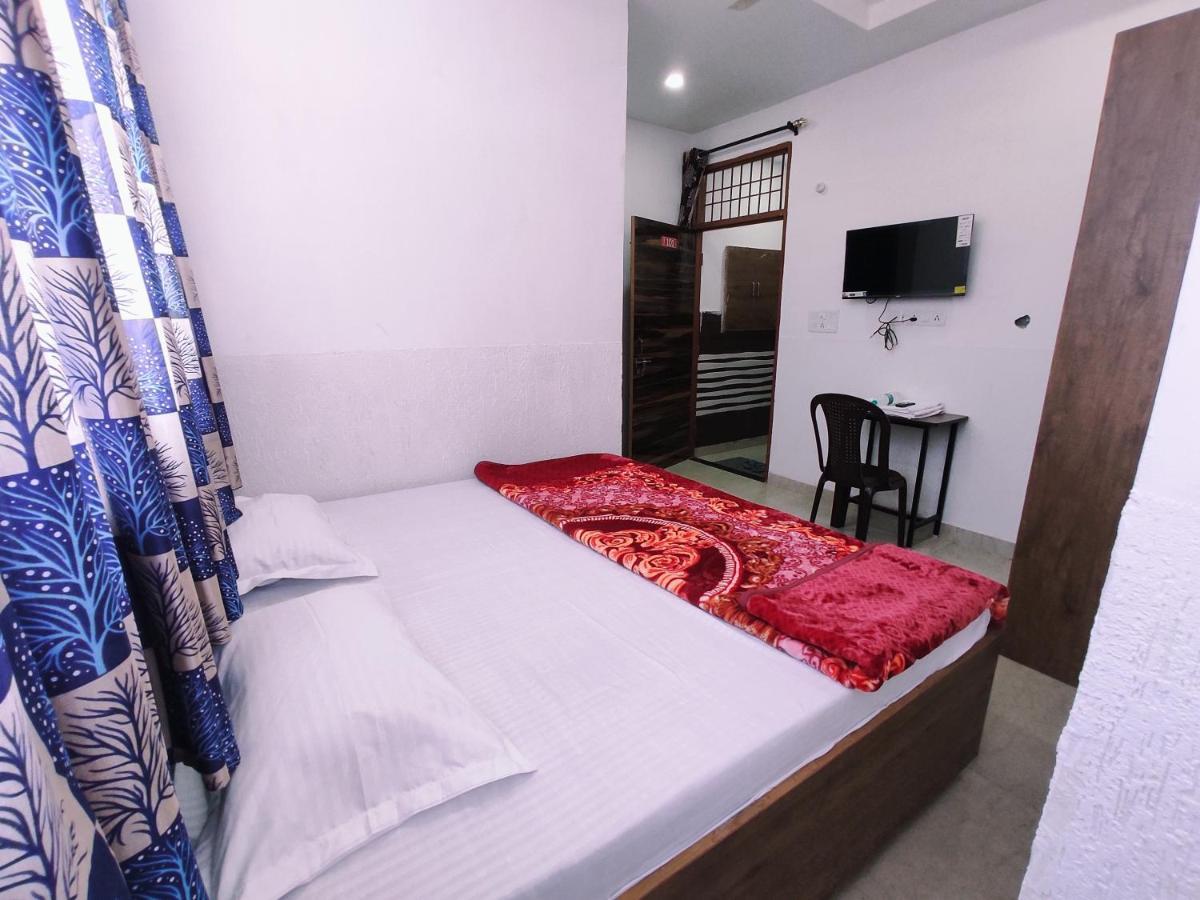 Hotel Yolo- Chandīgarh Extérieur photo