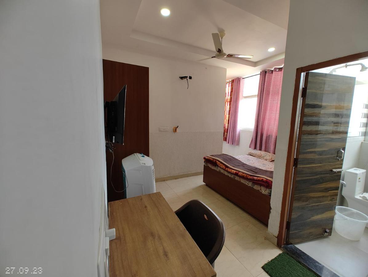 Hotel Yolo- Chandīgarh Extérieur photo