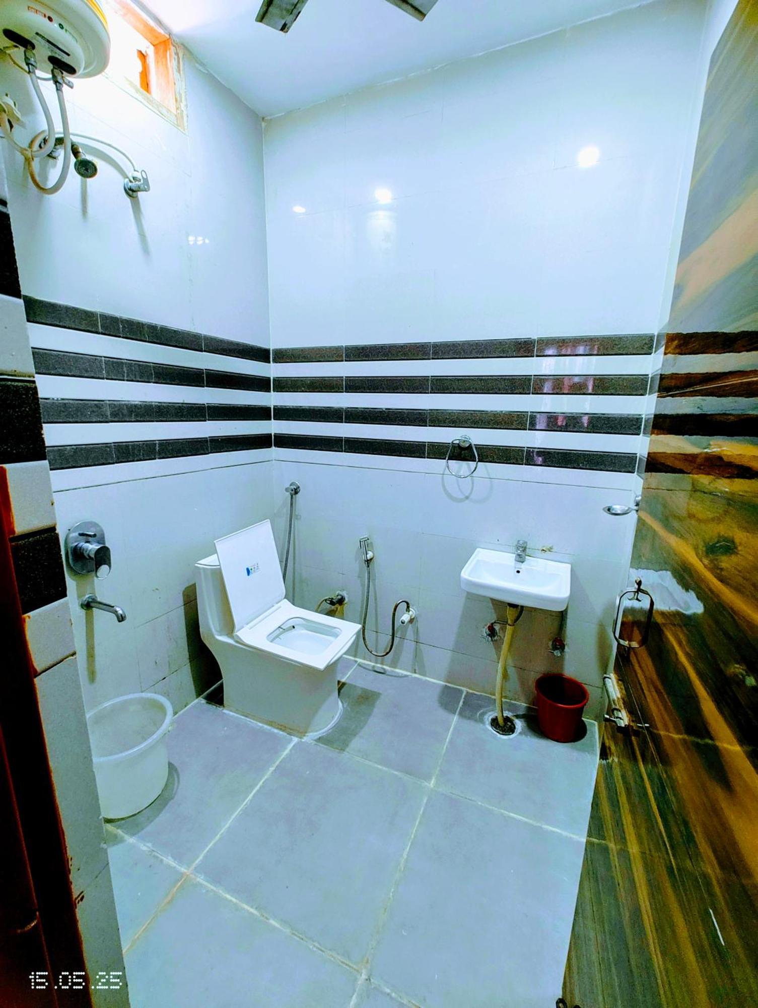 Hotel Yolo- Chandīgarh Extérieur photo