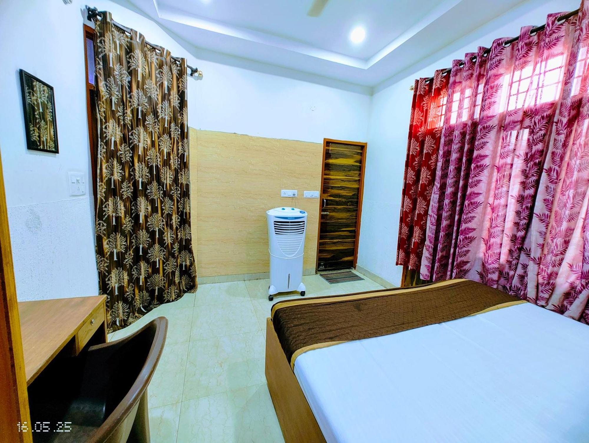 Hotel Yolo- Chandīgarh Extérieur photo
