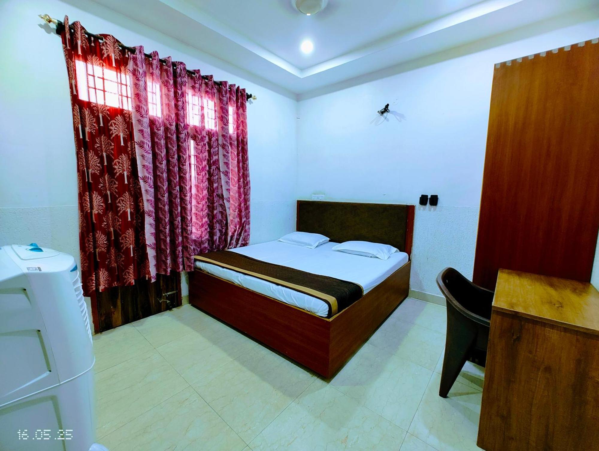 Hotel Yolo- Chandīgarh Extérieur photo